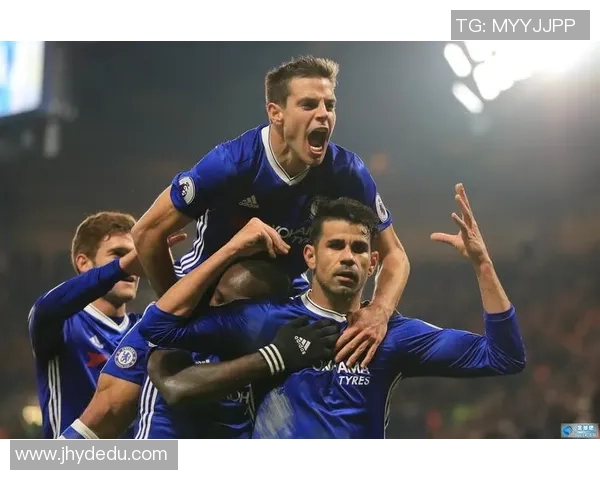 上海足球队默契配合解析：战术演变与团队协作的成功之道